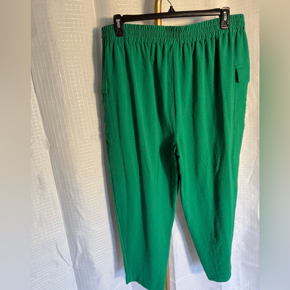 Women's Vibrant Green Pantsuit (00014)